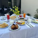 Rozafa Palace