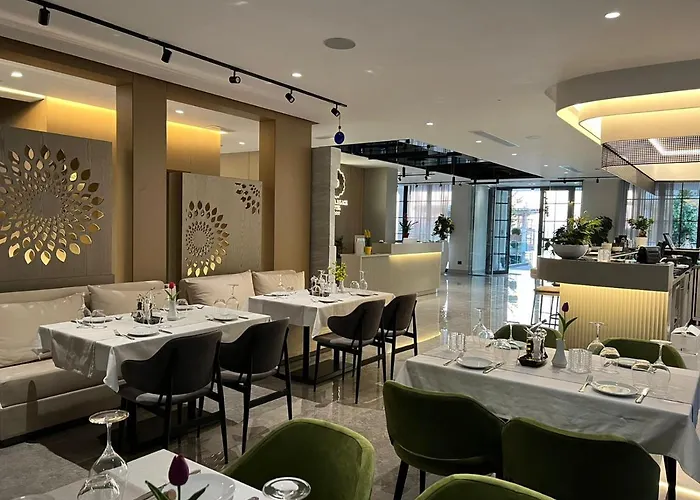 Rozafa Palace Otel