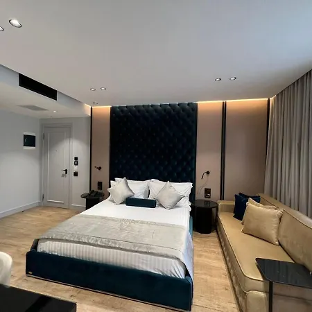 Rozafa Palace ホテル