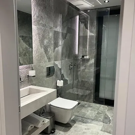 Hotell Rozafa Palace