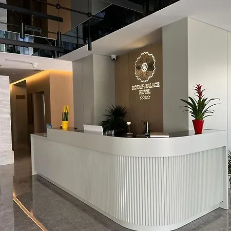 Rozafa Palace Hotell 4*