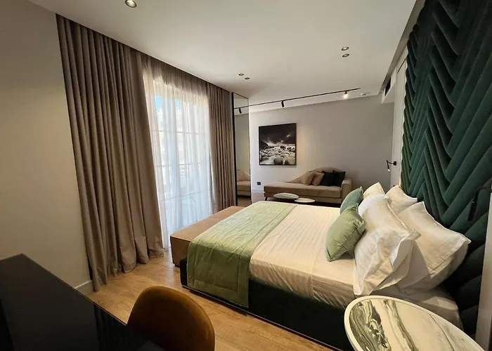 فندق Rozafa Palace ساراندا