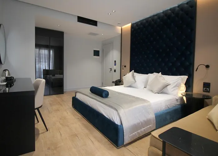 Rozafa Palace 4*