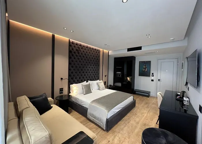 فندق Rozafa Palace 4*