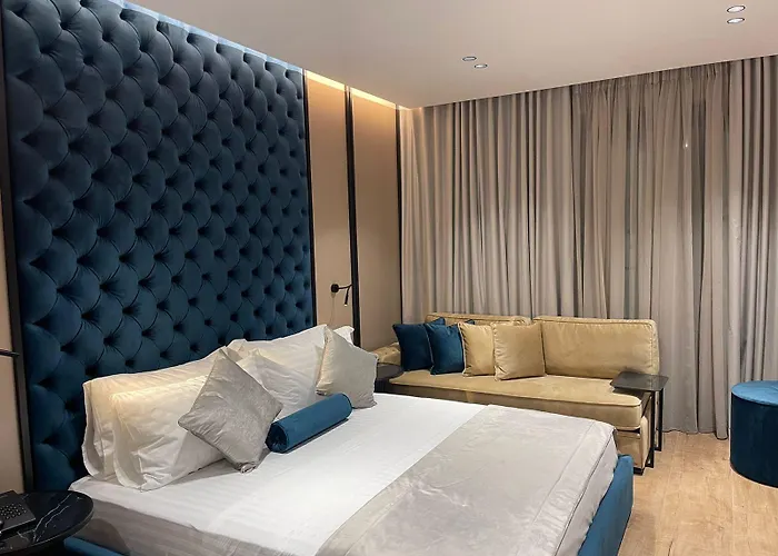 Rozafa Palace 4*